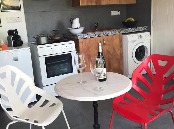 Apartmán Sweet N' Boujee With Varenda Paphos