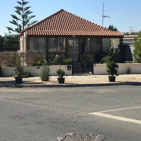 Sweet N' Boujee With Varenda * Paphos